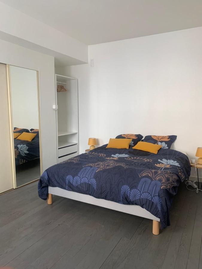 Location 2 Pers Centre Historique De Quimper Apartment Exterior foto